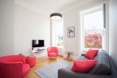 Living Room, New Brunswick Serviced Apartments, Bath