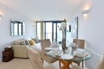 Dining Area, Neutron Tower Serviced Apartments, Canary Wharf