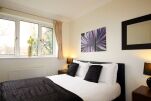 Bedroom, Gray Place Serviced Apartments, Bracknell