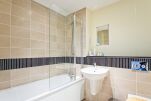 Bathroom, Woodgate Court Serviced Apartments, Uxbridge, London