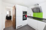 Kitchen, Mill Street Serviced Apartments, Bedford