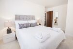 Bedroom, Mill Street Serviced Apartments, Bedford