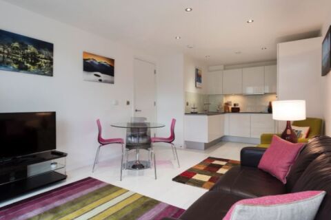 Sitting and Dining Area, London Bridge Serviced Apartment, Southwark