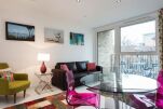 Sitting and Dining Area, London Bridge Serviced Apartment, Southwark