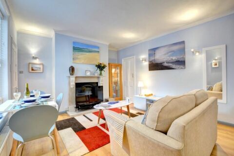 Sitting and Dining Area, Terra Nostra Serviced Apartment, Hove