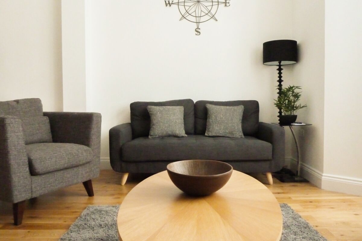 Ealing Broadway Apartments in Ealing Situ