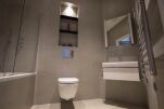 Bathroom,Verona serviced Apartments, Slough