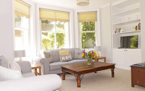 Littledale Apartment