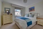 Bedroom, Ivy Cottage Serviced Accommodation, Hove