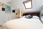 Bedroom, The Avenue Serviced Apartments, London