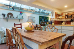 Dining Area, Hightbury Serviced Accommodation, Hightbury 