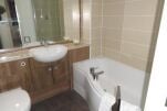 Bathroom, Saddlery Way Serviced Apartments, Chester