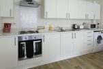 Kitchen, Castle Point Serviced Apartments, Southampton