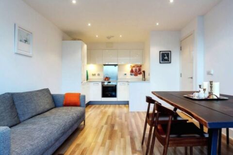 Open Plan Living Area, Claremont Court Serviced Apartment, Hackney