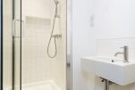 Shower Room, Ronalds Road Serviced Apartment, Highbury