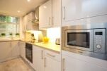 1 Bedroom - Kitchen, Burlington Road Apartments, Dublin