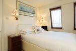 Bedroom, Traditional Chiswick House Serviced Accommodation, London