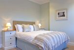 Bedroom, Bay Bond House Serviced Accomodation, Eastbourne