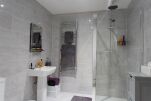 Bathroom, 7Zero1 Serviced Apartments, @ Cotels Milton Keynes