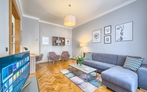 Dusni Apartment