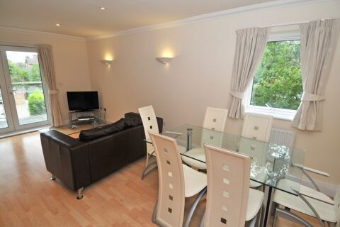 Living space,  The Pines Serviced Apartments, Crawley