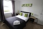 Bedroom, Clarendon Court Serviced Apartment, Windsor