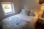 Bedroom, Campsie View Cottage Serviced Accommodation, Glasgow