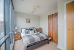 Bedroom, East Point Serviced Apartments, Leeds
