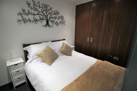 Bedroom, Harbourside Serviced Apartments, Plymouth