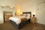 Bedroom, Stanley Serviced Apartments, Leicester