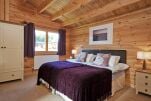 Bedroom, The Green Lodges Serviced Accommodation, Winchester