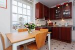 Kitchen and Dining Area, Whitehouse Serviced Apartment, Battersea