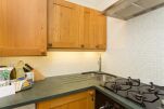 Kitchenette, Saxe Coburg Serviced Apartments, Edinburgh