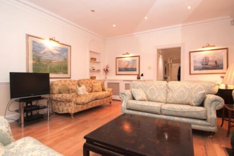 Living Area, Knightsbridge Serviced Accommodation, London