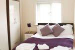 Bedroom, Parks Nest Serviced Apartments, Hull