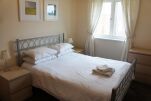 Bedroom, Elmcroft Serviced Apartments, Crawley