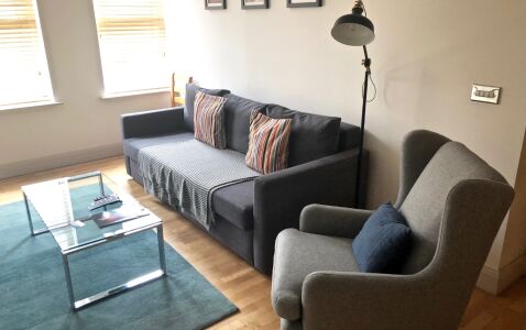 Pelican House Apartments