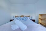 Bedroom 2, Rosemary Cottage, serviced accommodation Brighton 