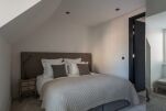 Bedroom, Egerton Drive House Serviced Accommodation, Twickenham