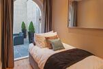 Single Bedroom, Crescent Serviced Apartments, Bath