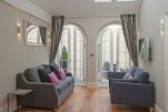 Living Room, Crescent Serviced Apartments, Bath