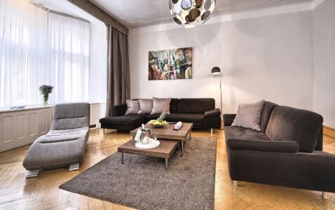 Brehova Apartments