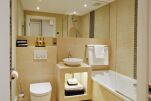 Bathroom, Circus Serviced Apartments, Bath