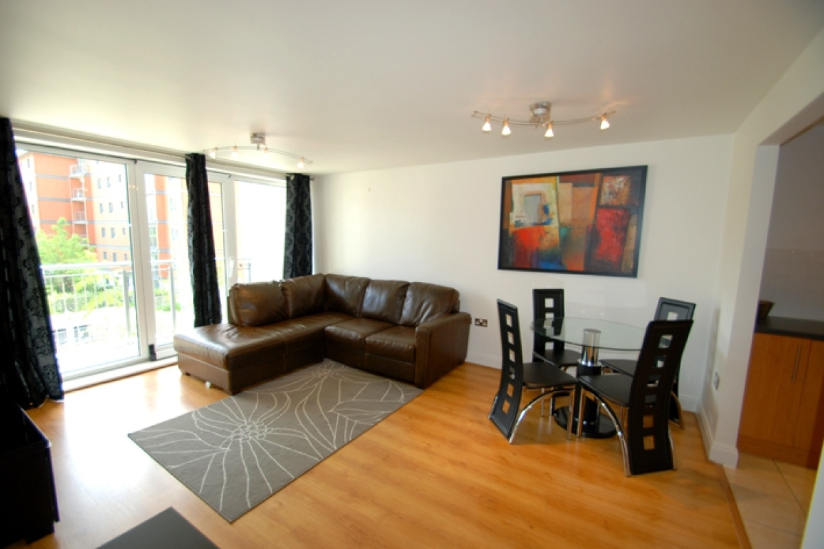 Holland Gardens Apartments in Brentford