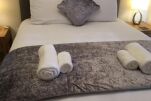 Bedroom, Wallis Serviced Apartments, Farnborough