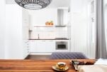 Kitchen, Dom Tower 4 Serviced Apartment, Utrecht