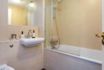 Bathroom, Maida Harrow Road Serviced Accommodation, Maida Vale, London