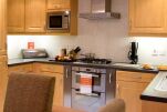Kitchen, Bounty Suite Serviced Accommodation, Basingstoke