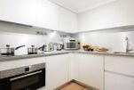 Kitchen, Bath Street Serviced Apartments, Glasgow