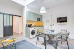 Kitchenette and Dining Area, Monsigny VI Serviced Apartment, Paris